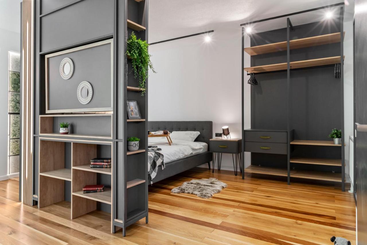 6Rooms Σίμπιου Εξωτερικό φωτογραφία