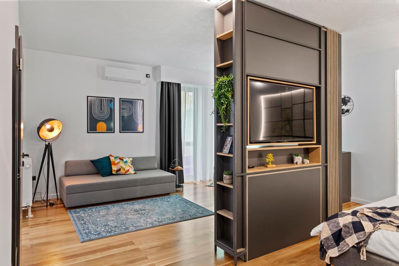 6Rooms Σίμπιου Εξωτερικό φωτογραφία