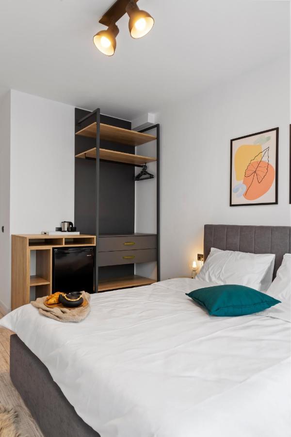 6Rooms Σίμπιου Εξωτερικό φωτογραφία