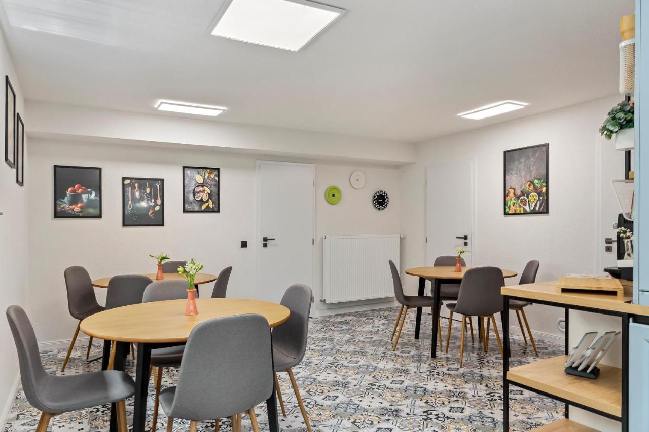 6Rooms Σίμπιου Εξωτερικό φωτογραφία